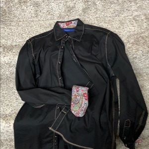 Men’s sports shirt